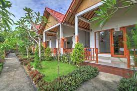 Villa Green House